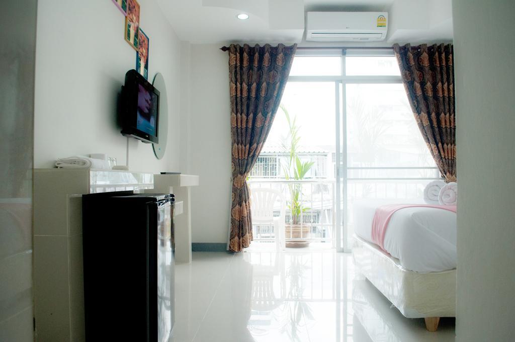 Sabai Sabai House Pattaya Motel Værelse billede